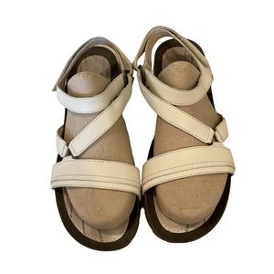 Teva Carrillo crossover sandals